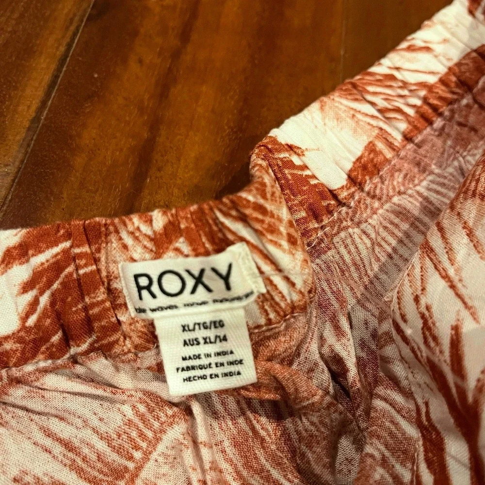 ROXY Mini Skirt Ruffle Cover Up‎ Palm Leaf Tropical Print Ruffle Pull On New XL